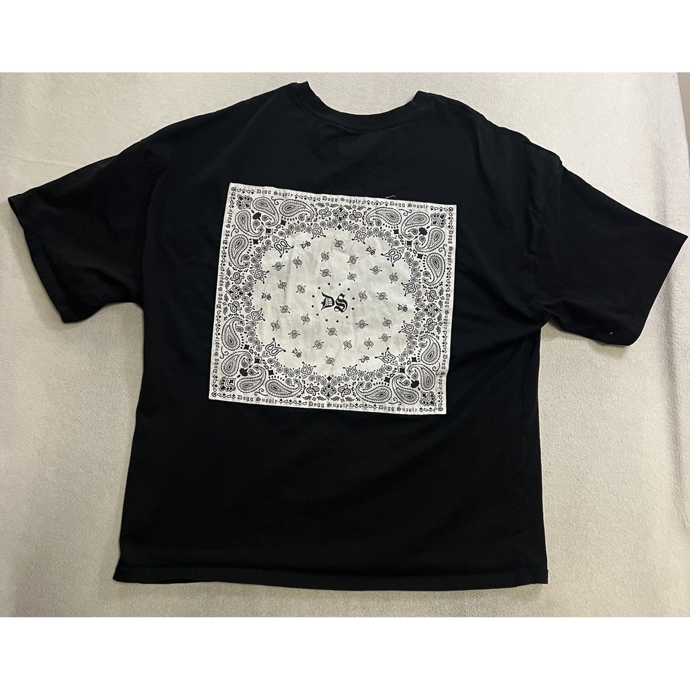 Dogg Supply All Gender Bandana Graphic T-Shirt Men's Size 2XL Snoop Dogg